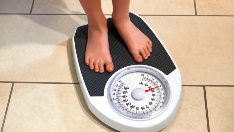 Weight Fluctuation: Causes and Factors that Affect Your Weight