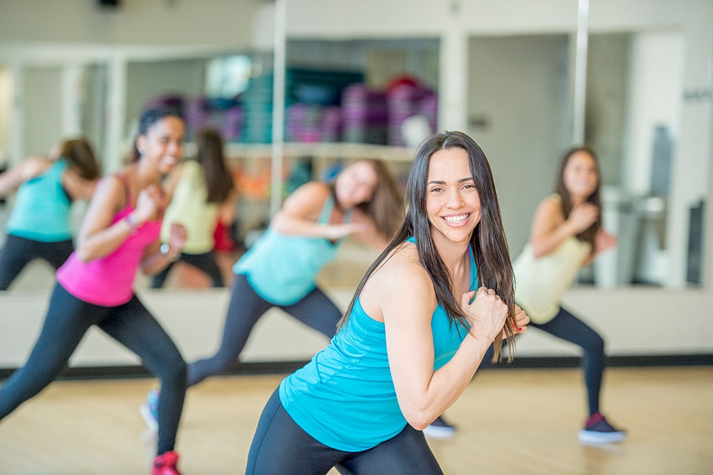 What is Zumba? – All About Zumba Pros, Cons and How it Works