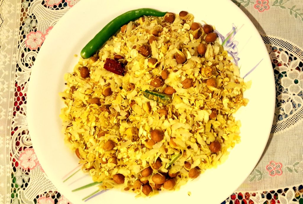 Oats Poha for Healthy Indian Breakfast