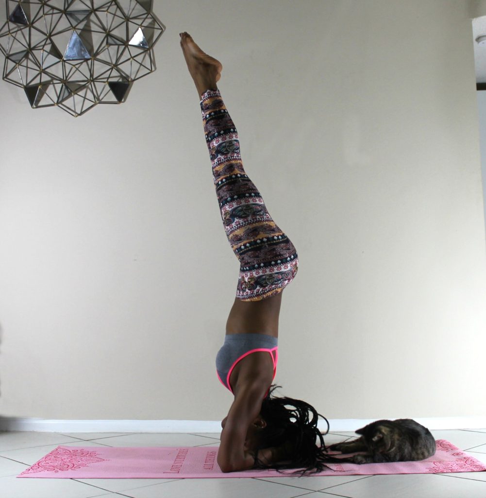 headstand pose yoga for thyroid